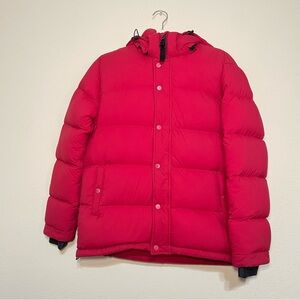 Aritzia TNA The Super Puff Original Matte Down‎ Jacket Size XS Catalina Red
